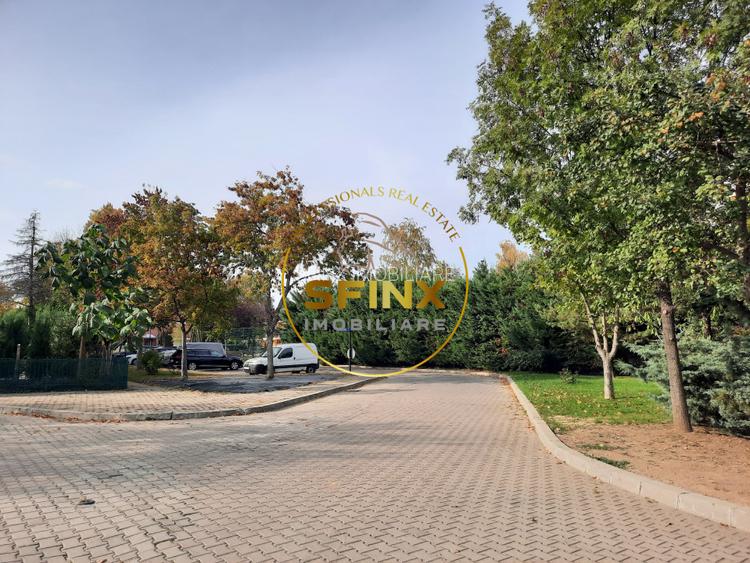 Baneasa Residential Park, 5 bedroom villa with large courtyard, parking, garage - 26