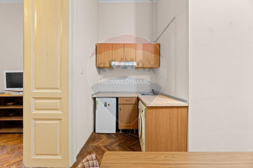 Apartament cu 2 camere de vânzare – zona Ultracentrală - 5