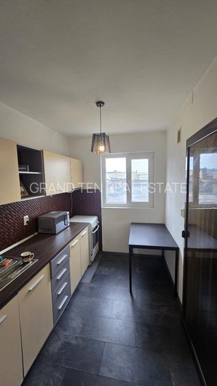 Vanzare apartament 3 camere decomandat, 5 minute metrou Tineretului - 9