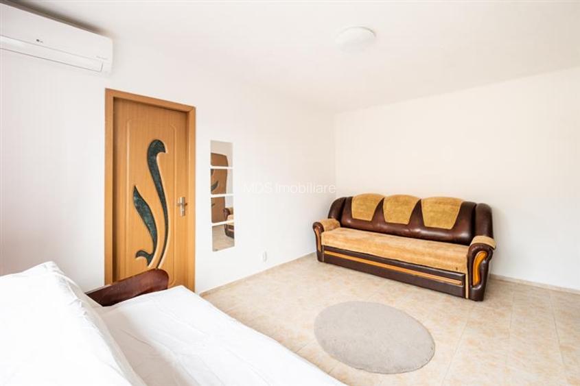 2 camere, Complexul Studentesc! - 3