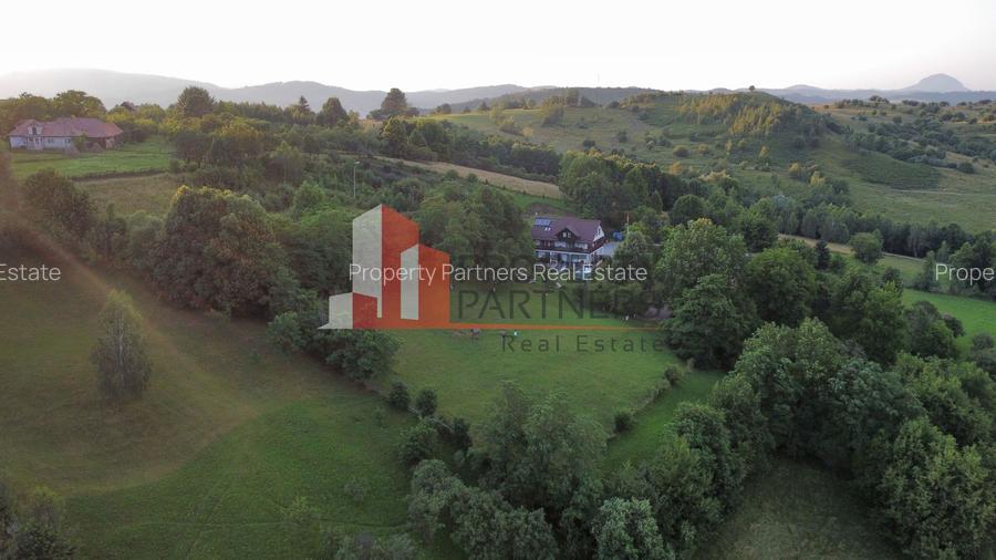 Proprietate premium în Bran – Predeluț - 7 camere - 3