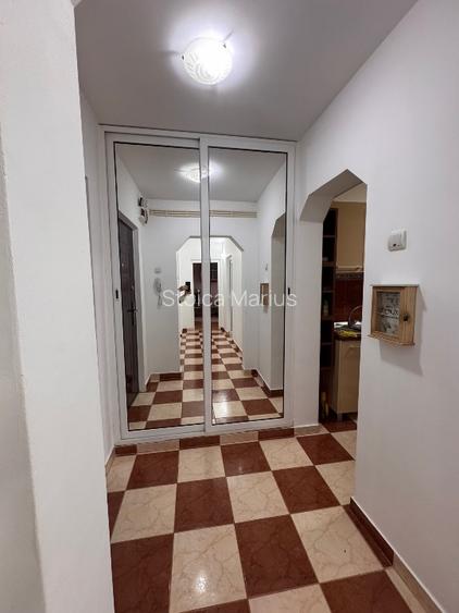 Apartament decomandat 2 camere de închiriat – Luica 45, Sector 4,  - 9