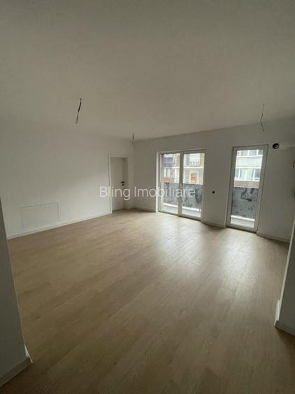 Apartament cu 2 camere, 48 mp, balcon, zona Eroilor - 3