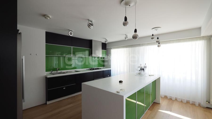 Penthouse duplex insorit cu 4 camere, inaltime living 6m, orientat sud - 6