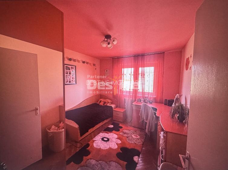 Apartament 2 camere – Etaj 3 – Decomandat Simeria - 5