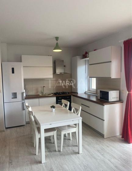 Apartament de vinzare cu 4 camere in Floresti - 2