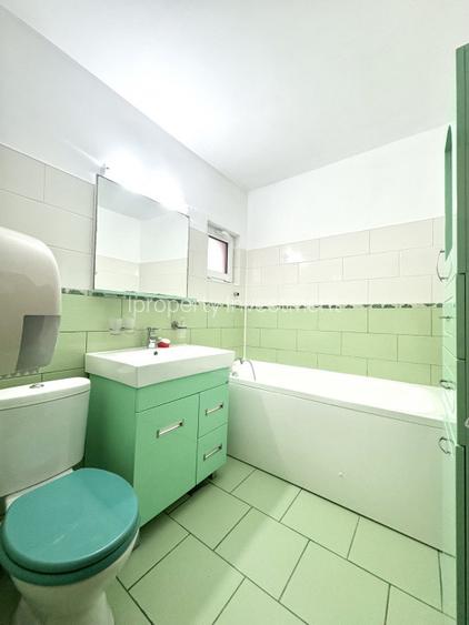 Apartament 3 Camere | Rahova | Bloc  Anvelopat - 15