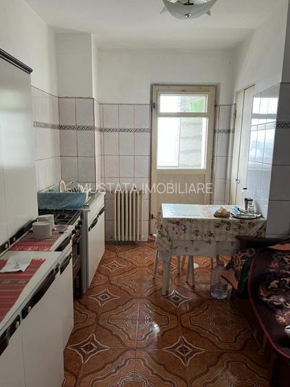 Apartament 2 camere confort 1 decomandat Radu Negru fara imbunatatiri - 4