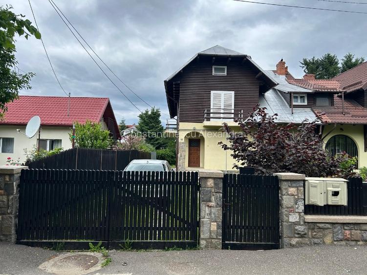 Apartament 3 camere în vilă, 88 mp utili, teren aferent 142 mp, Breaza Central - 10