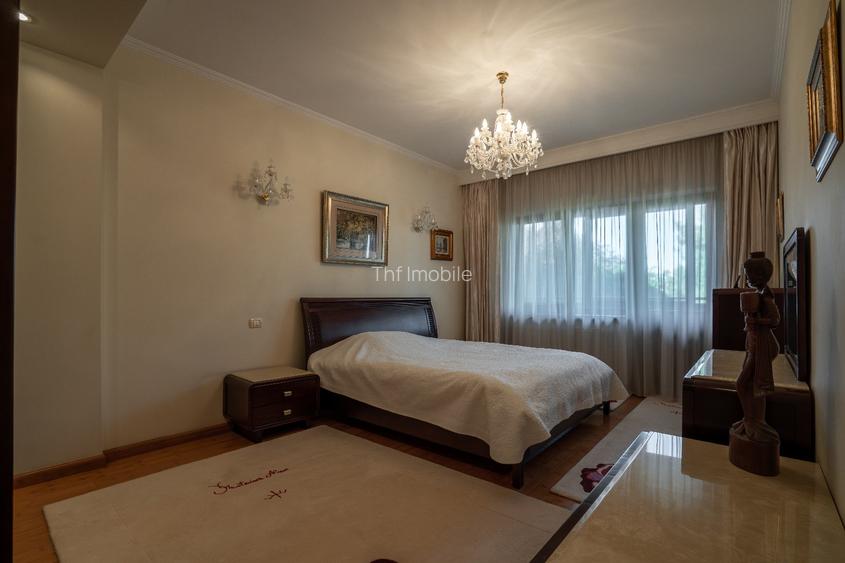 Vila multi-family home cu piscină și ponton privat- Lacul Morii - 6