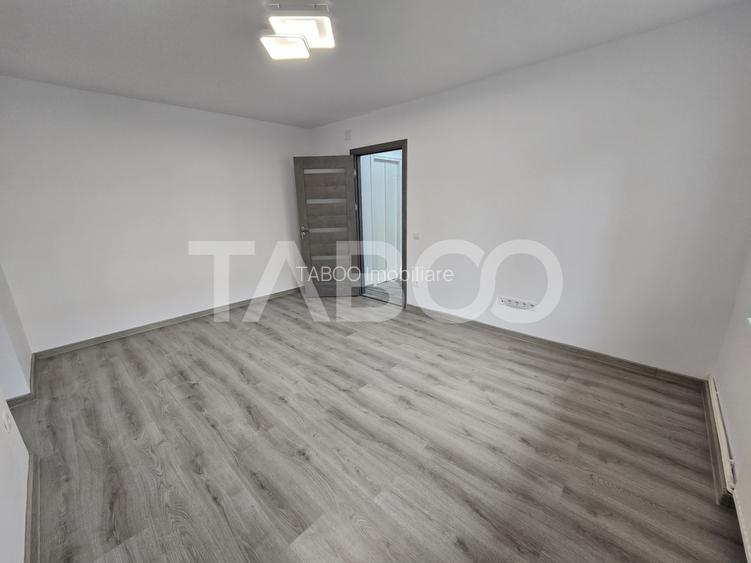 Apartament 2 camere de vanzare 47 utili renovat complet Terezian Sibiu - 12