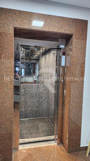 Spațiu premium birouri sau clinică, 2 corpuri, 12 parcări, lift, terasă - 7500 E - 6