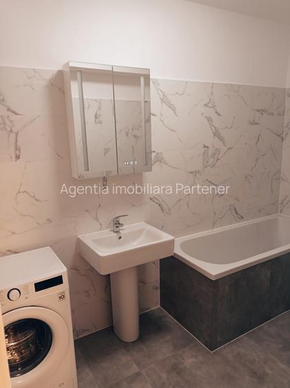 3 camere Pitești , mobilat / utilat / PARCARE , finisaje superioare ! - 7