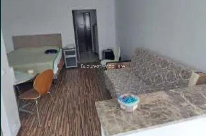 Garsoniera,Titan,Ghita Seban,bl.1978,reabilitat,et.4/10,Amenajata,Liber - 4