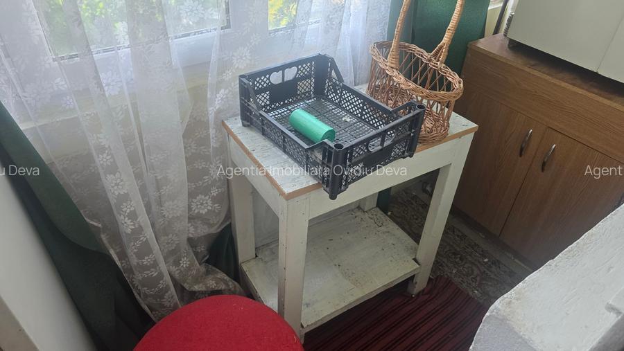 Vand apartament 3 camere decomandat in Deva, Narciselor, (Piata Centrala), et 2 - 6