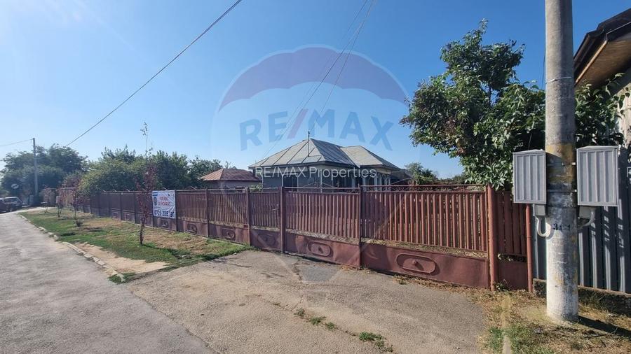 Teren intravilan de inchiriat  - 3.600mp Șoseaua Unirii – Balotești - 9