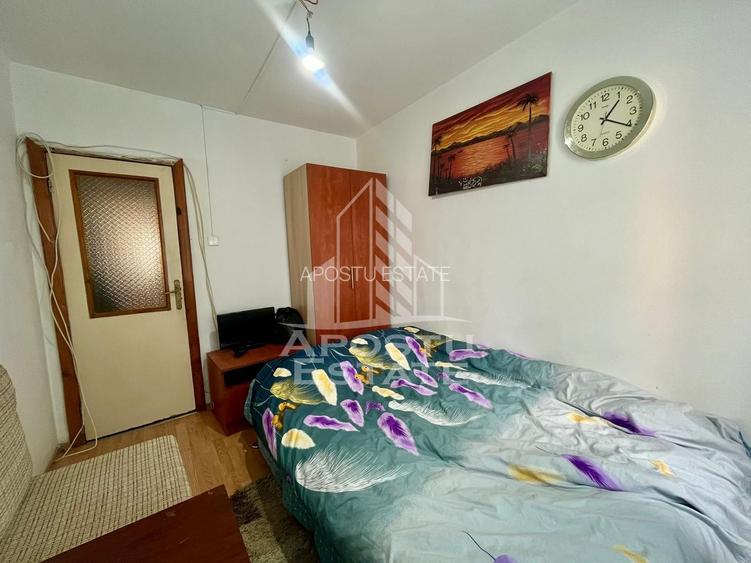 Apartament 2 camere,etaj 1,zona Complexul Studentesc - 3