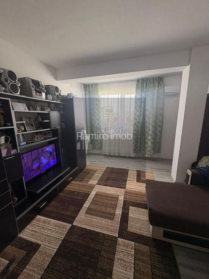 Apartament 3 camere decomandat zona Metalurgiei - 2