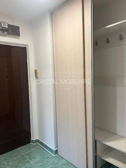 Închiriere Apartament cu 2 camere renovat, 4 min metrou Costin Georgian - 10