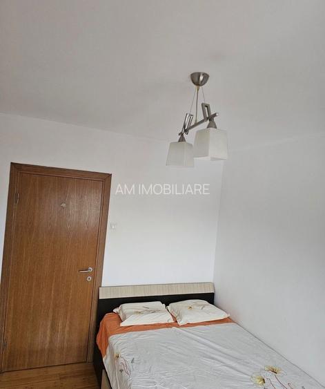 AP. 3 CAMERE TITAN, BLOC REABILITAT,BUCATARIE INCHISA,METROU 10 MINUTE - 5