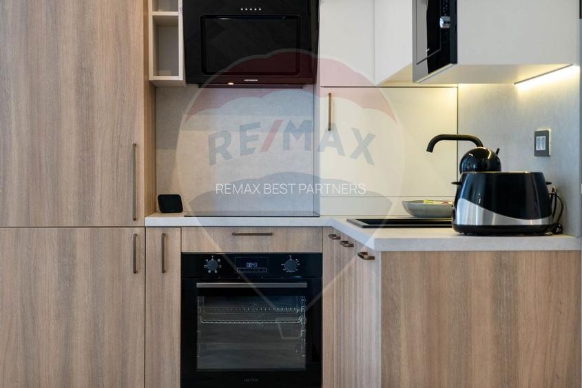 Apartament cu 3 camere de inchiriat in zona Intre Lacuri - 9