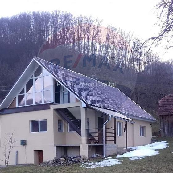 Casă de vânzare zona Bratca, 5 camere, 12 375 teren - 14
