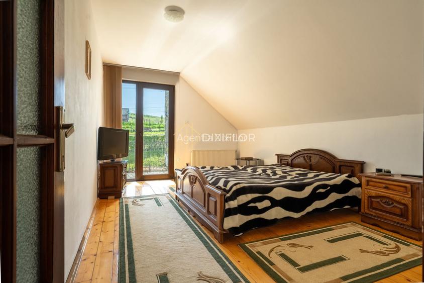 Casa într-o zonă liniștită la 7 minute de oraș - 5