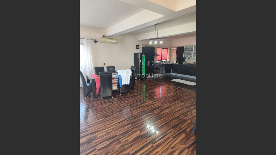 Vila spațioasă 250 mp Baicoi, Ciresi. - 10