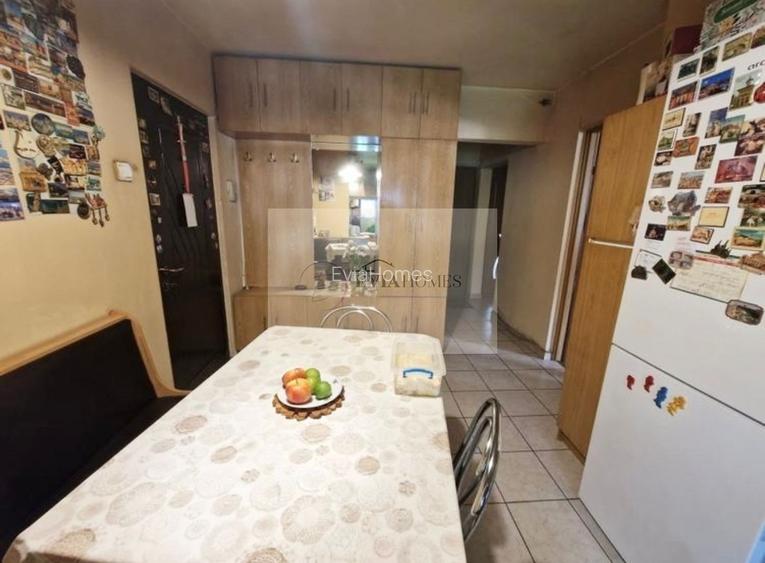 3 camere / 2 bai/ etaj intermediar/ Titulescu/ Albini - 4
