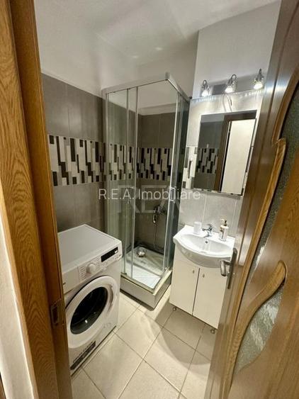 Garsoniera in bloc 1985 P-ta Victoriei | Dr. Felix - 5