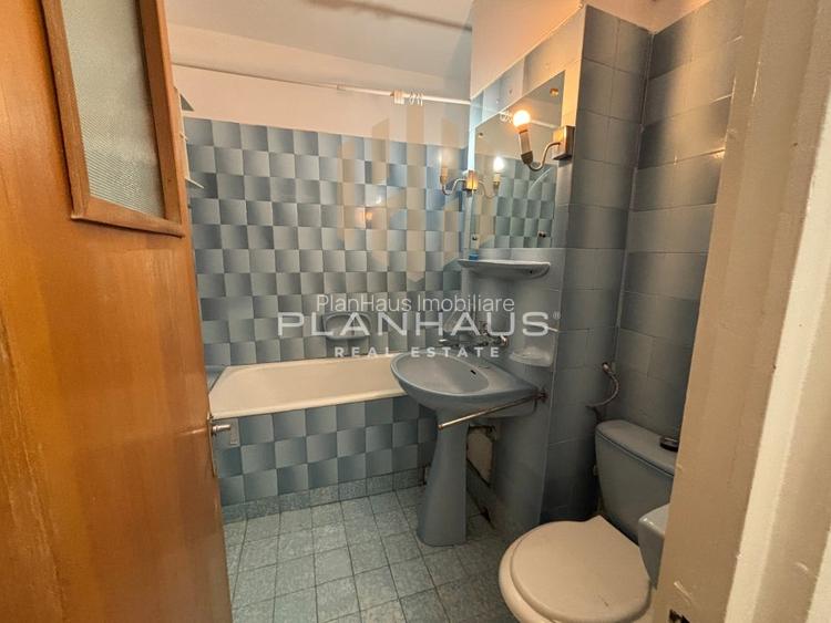 Apartament 4 camere, decomandat – Ultracentral, Bd. Unirii - 7