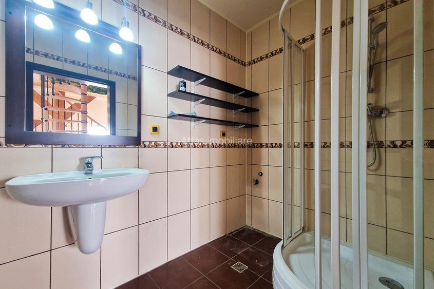 Vila 7 camere, ultracentral, zona AFI Mall, 3 parcari private, curte,0% comision - 13