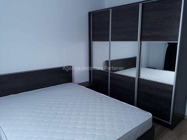 Apartament 3 camere, Centru, bloc nou, etaj 1, mobilat, garaj - 9