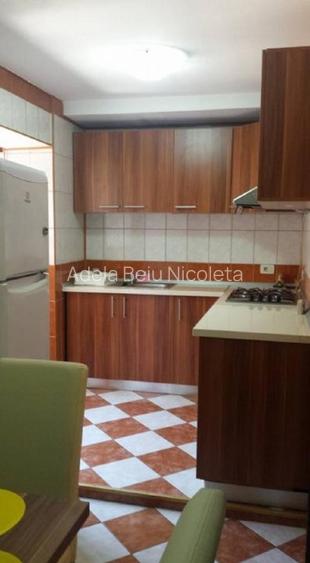 &Icirc;nchiriere apartament 4 camere - 11