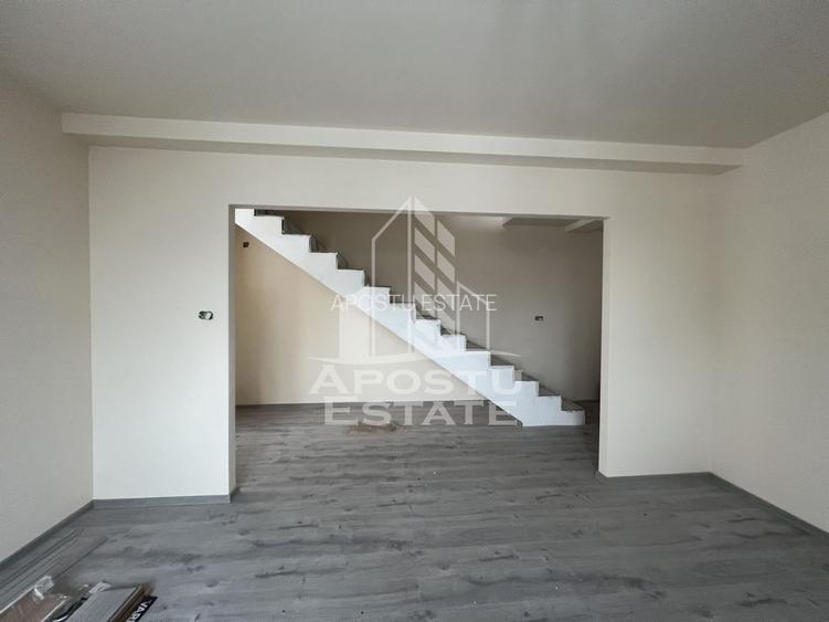 Vila cu poziție excelentă atât ptr locuit cat și ptr sediu firma - 15