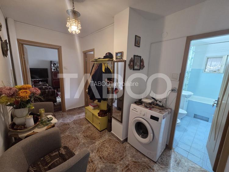 Apartament 3 camere decomandat zona 1 Decembrie 75mp si boxa la subsol - 7