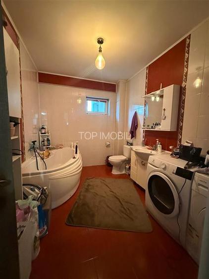 Apartament cu 3 camere, loc de parcare - Bucium - 10