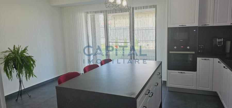 Casa ultrafinisata, garaj, panouri fotovoltaice - 14