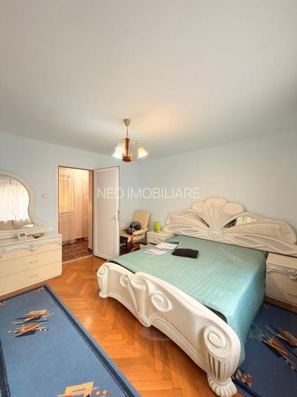 Vilă Spațioasă cu 5 Camere - 360.000 euro- Zona Girocului - 6