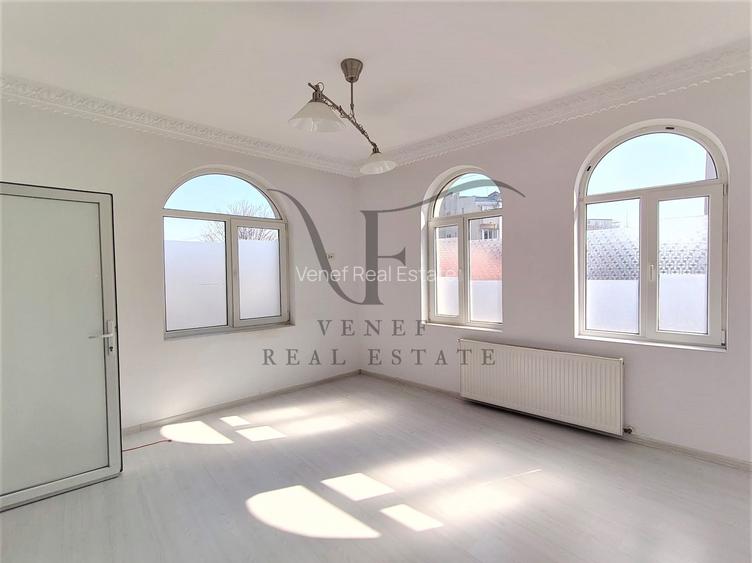 Vila 9 camere 3 grupuri sanitare 1 terasa 354 mp Vasile Lascar Stefan cel Mare - 20