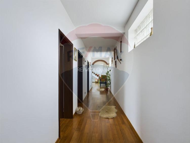 Vila cu 6 camere, teren 1200mp de vanzare- Varasti, la 4 km de Berceni - 10