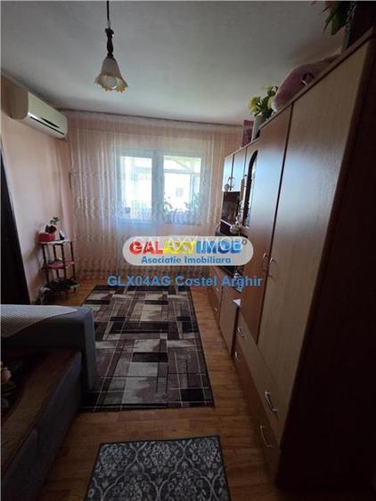 Vindem ap 2 cam SD , et 4, zona Kaufland Craiovei, mobilat - 4