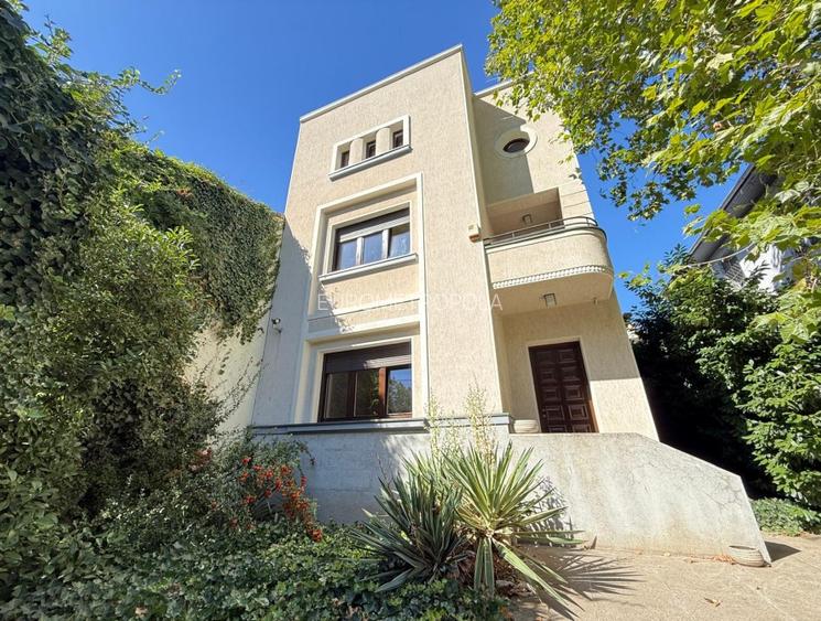 Vila Art Deco, complet renovata - 2