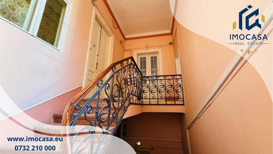 De vânzare Apartament, farmec istoric în Piața Mică Arad clădire 1920 - 2