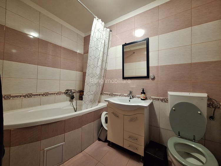 Apartament cu 3 camere, 64 mp, parcare, zona Terra - 6