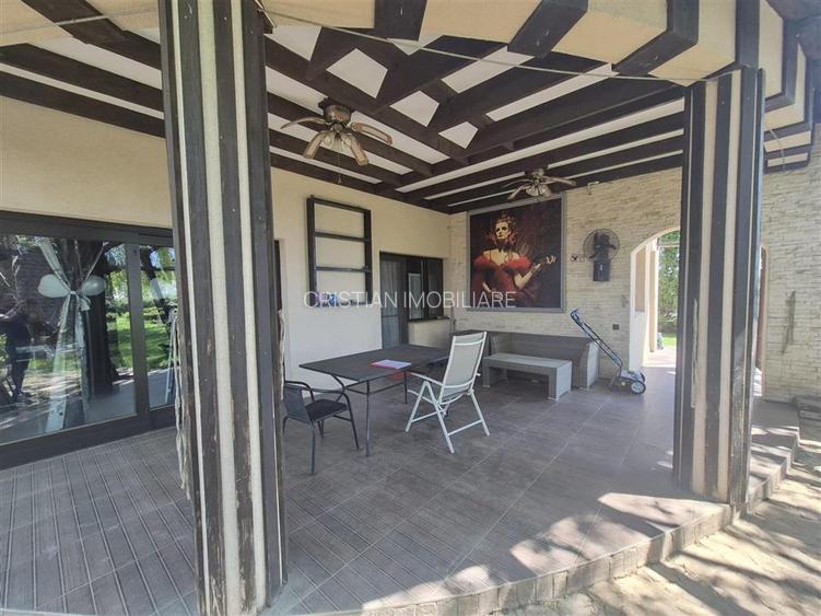 Vila MODERNA, P+1+M, constructie 2011, teren 1145 mp Cazasu - 4