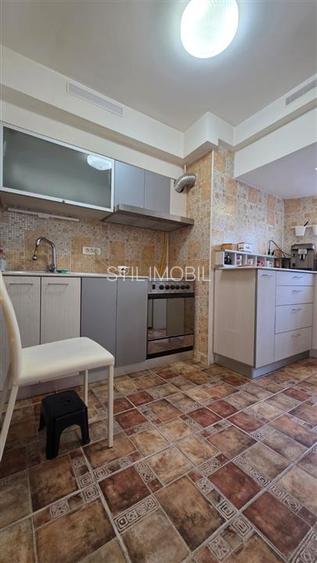 Apartament 3 camere - Centru - 77mp - 2bai - 10