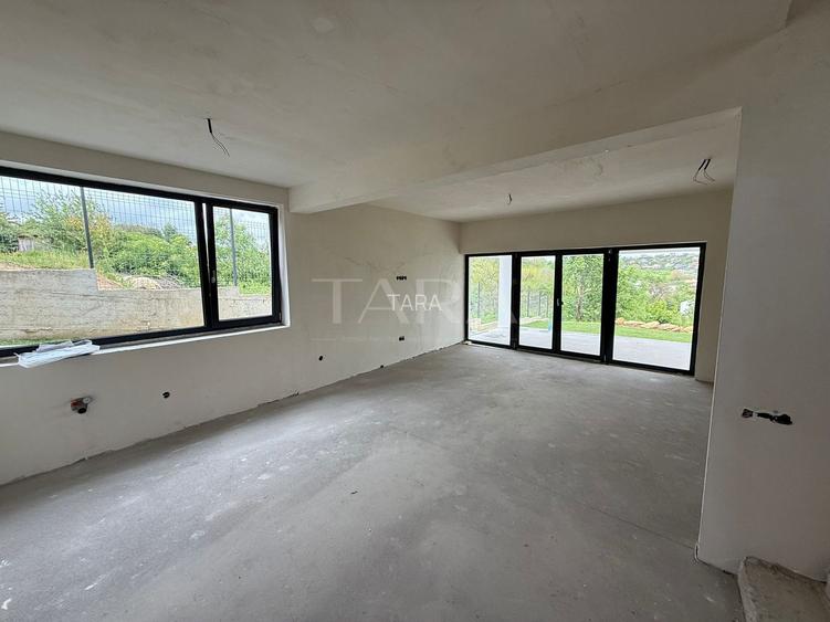 Casă modernă cu priveliște spectaculoasă în Feleacu - 2