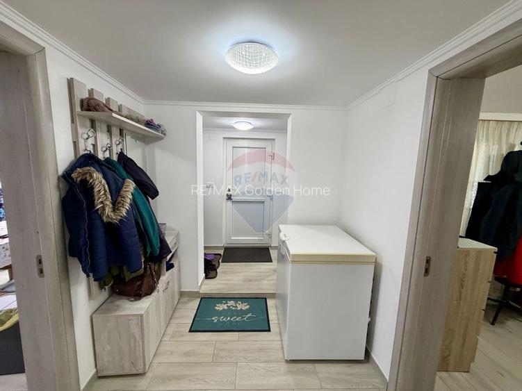 Casă / Vilă cu 4 camere de vânzare în zona Central - 24