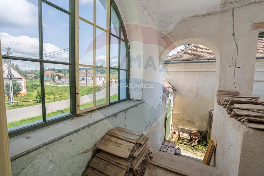 Fostă școală săsească semnată de Fritz Balthes – Bruiu, Sibiu - 6